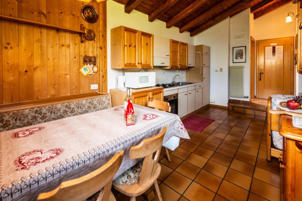 Casa Dal Ri' Lejlighed Fai della Paganella Eksteriør billede